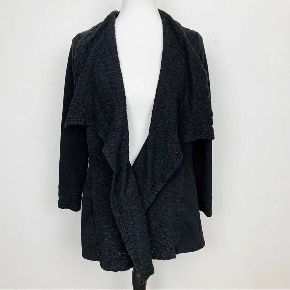 Max Jeans Black Waterfall Cardigan Size Small